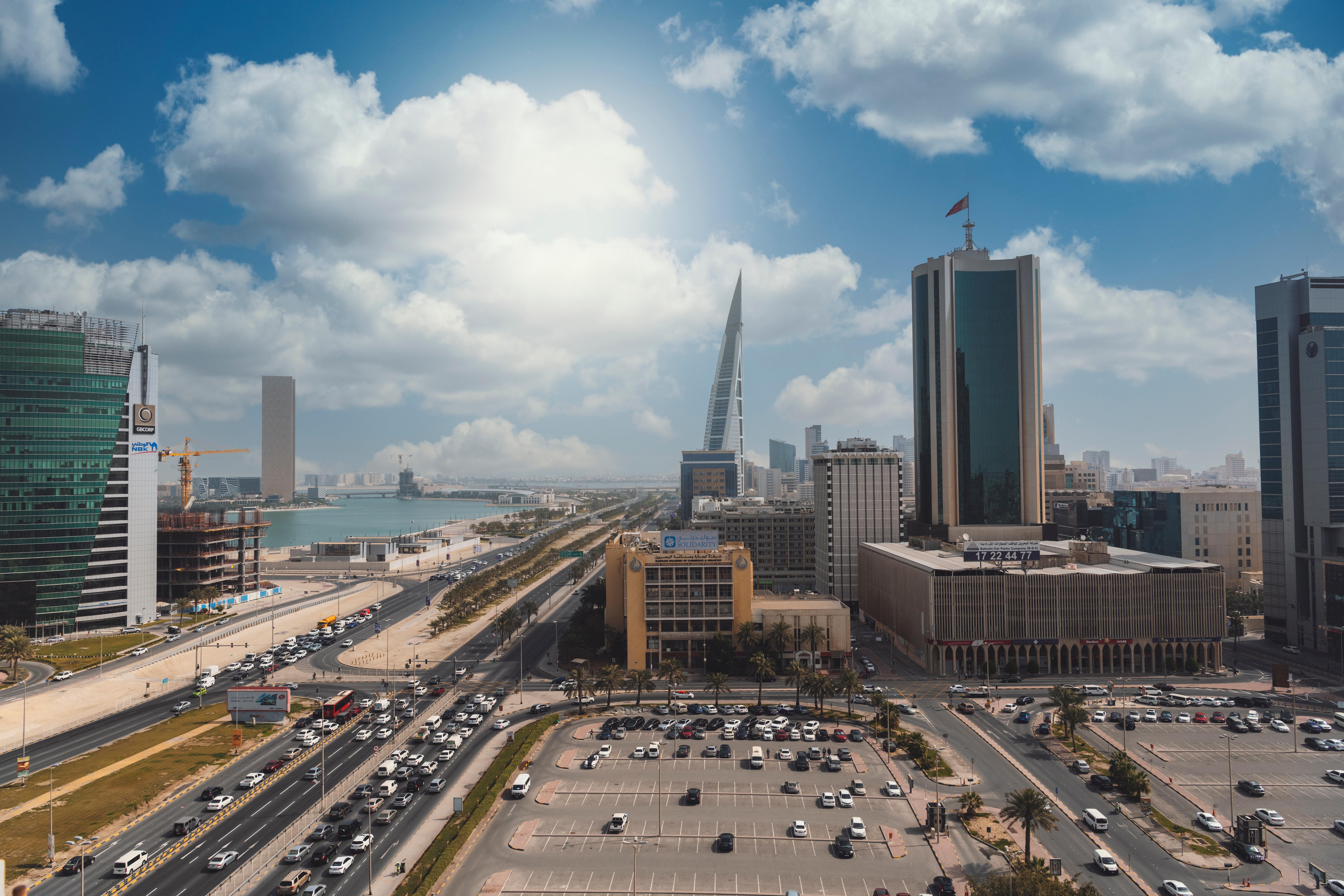 Intercontinental Bahrain, An Ihg Hotel Manama Dış mekan fotoğraf Manama skyline